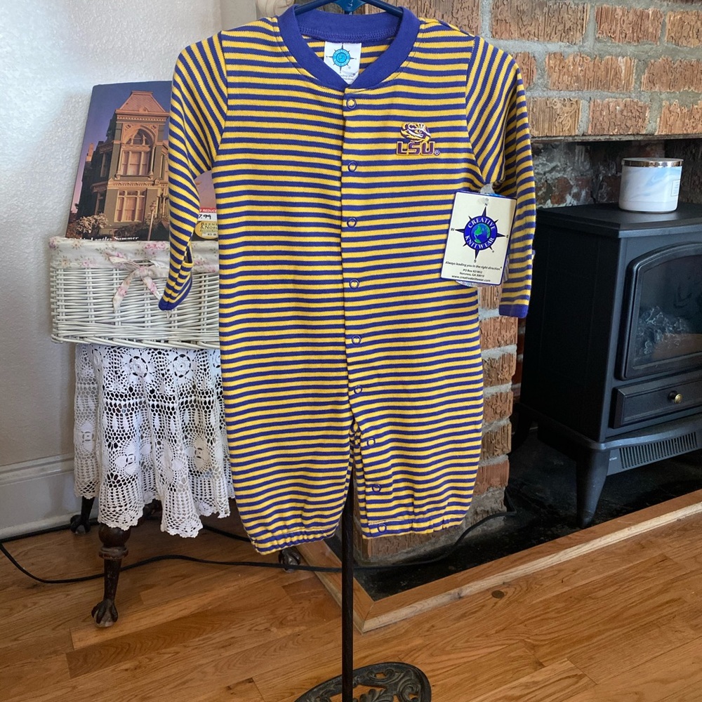 NWT CREATIVE KNITWEAR LSU TIGER INFANT LONGALL  SIZE 0-3 months - Picture 9 of 16